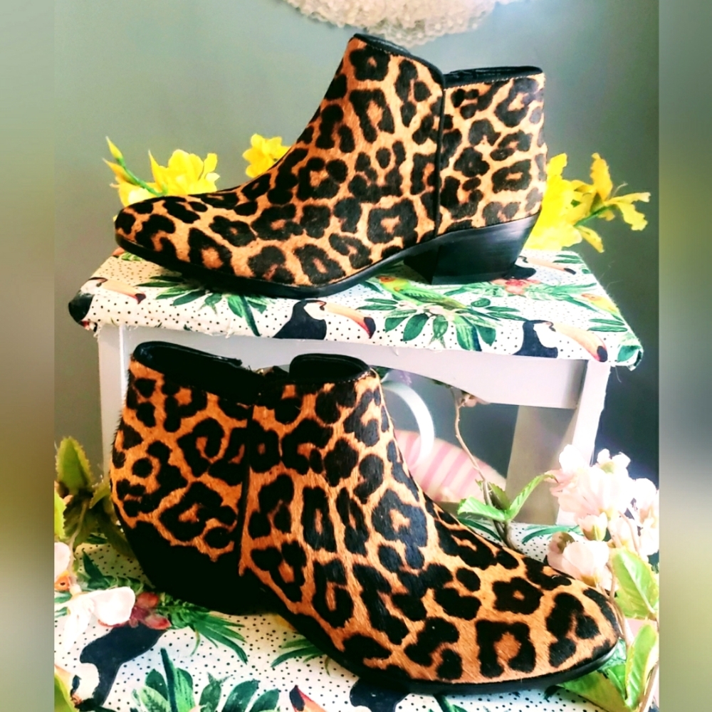 New Womens Cheetah Ankle boots Size 6.5 by Sam Edelman